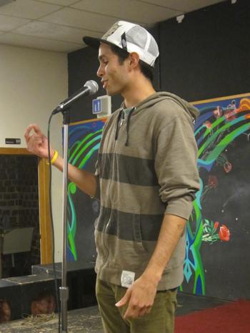 New Slam poetry club hosts ‘Better Late than Never Slam’ poetry night
