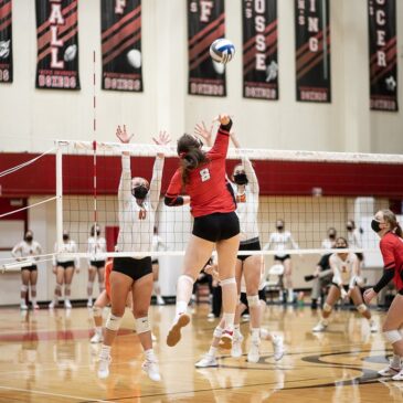 Volleyball Looking to Finish Year Strong