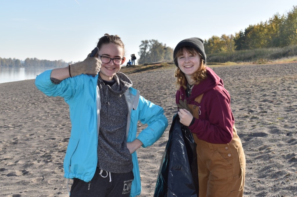 Center for Civic Engagement partners with SOLVE for&nbsp;cleanup