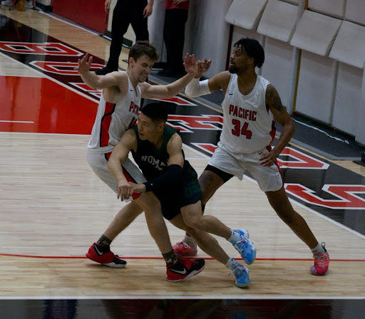 High Paced Action Leads Boxers Into Conference&nbsp;Play
