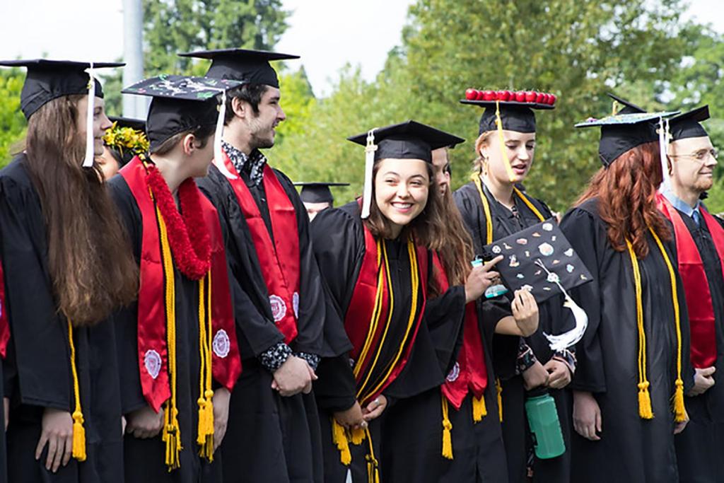 Student explores data over graduate unemployment&nbsp;issues